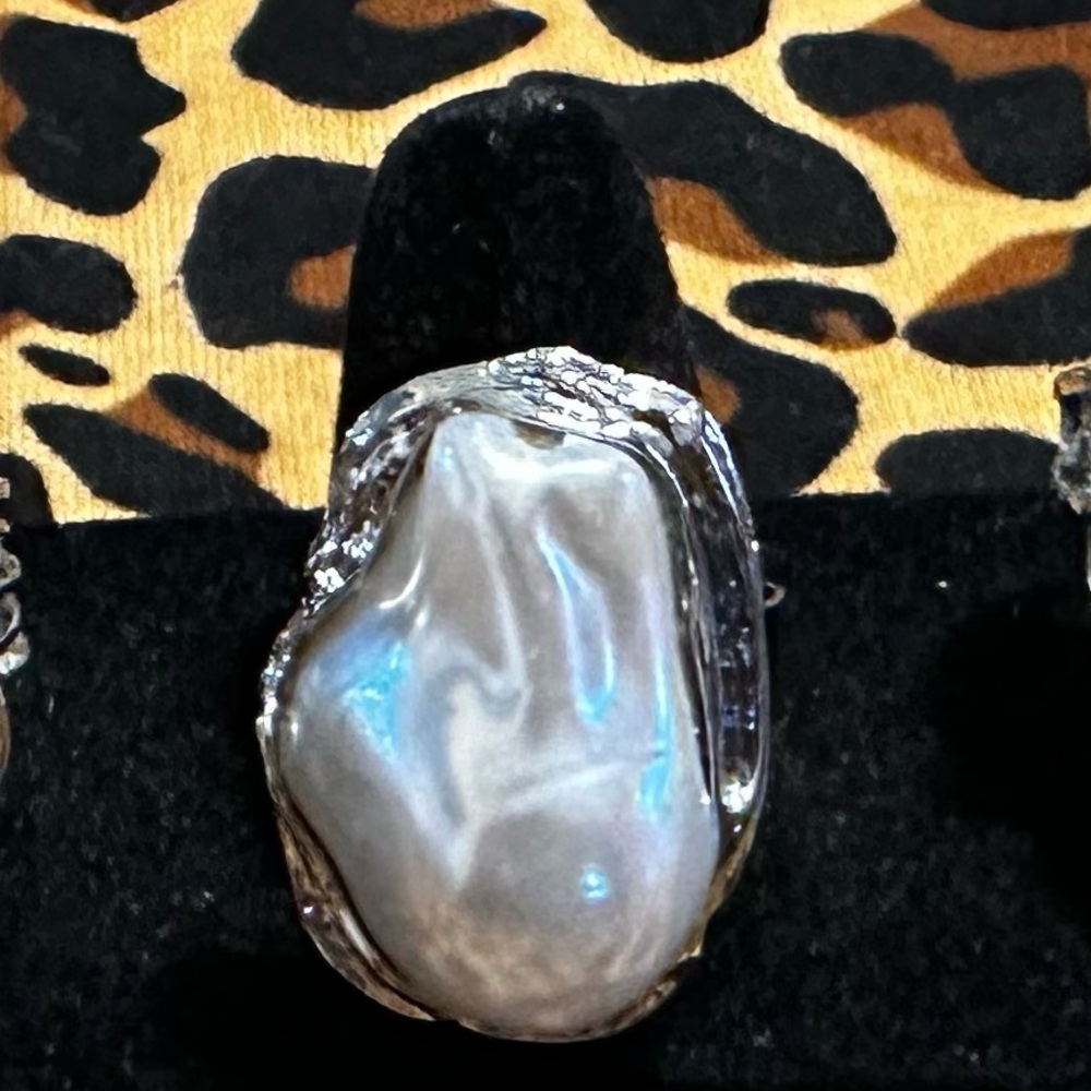 Silver Pearl Ring